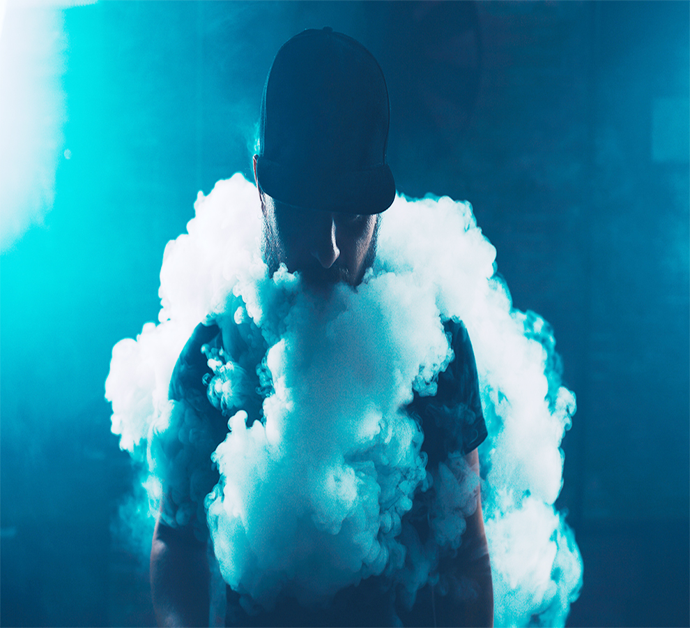 Vapeadores solo declaran 4 sustancias de entre más de 20 que halló Cofepris