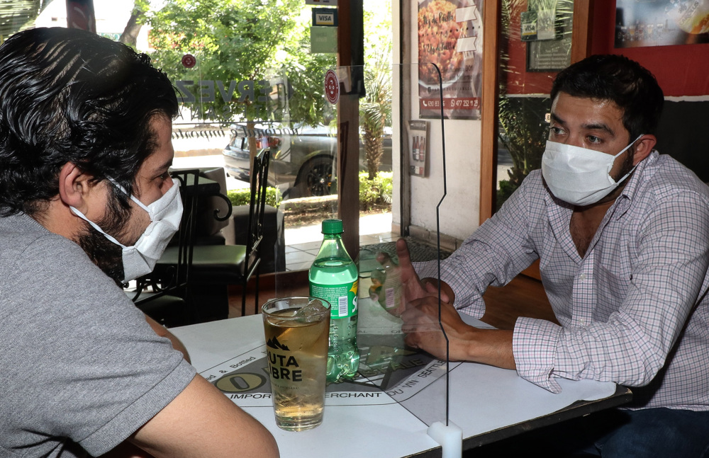 Comercios mexicanos dicen que peligra el 25 % de ingresos por ley antitabaco