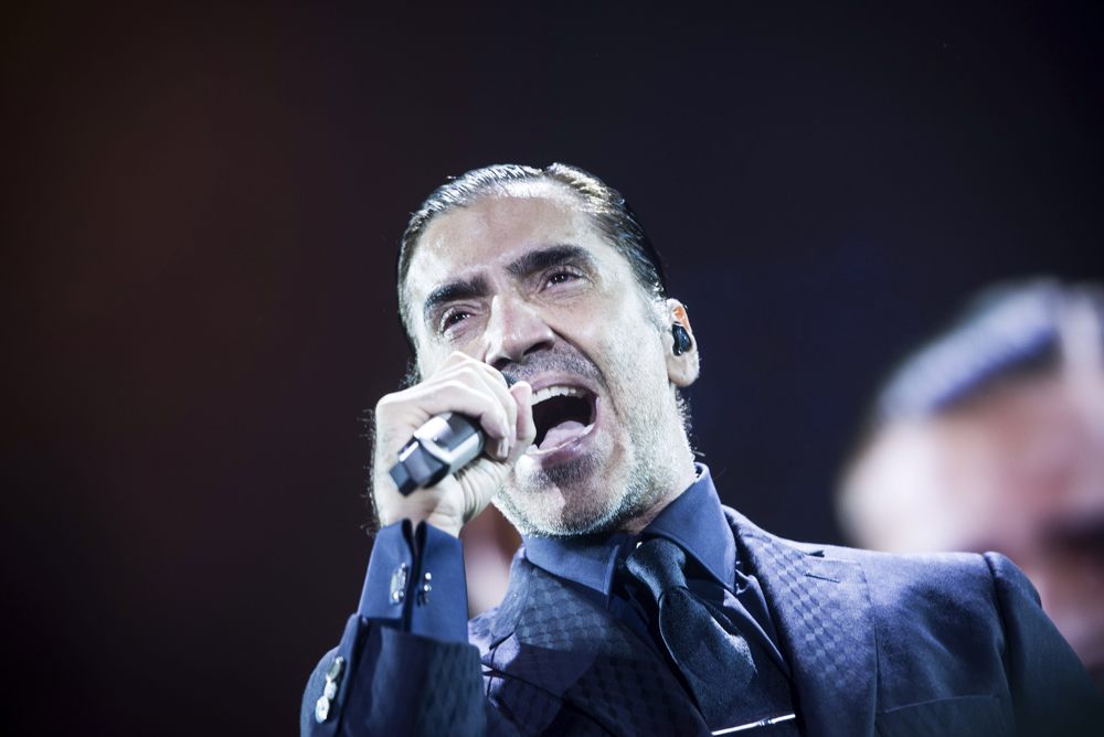 Alejandro Fernández presenta su primer sencillo rumbo a su gira de 2023