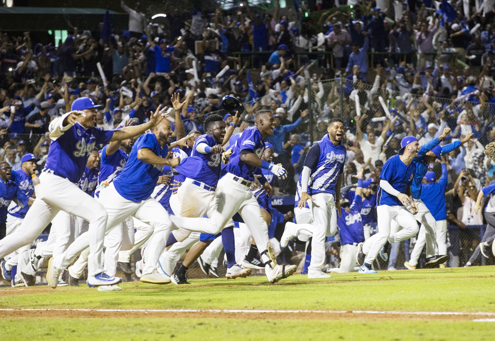 Colombiano Jorge Alfaro escogido Jugador Más Valioso de la final dominicana