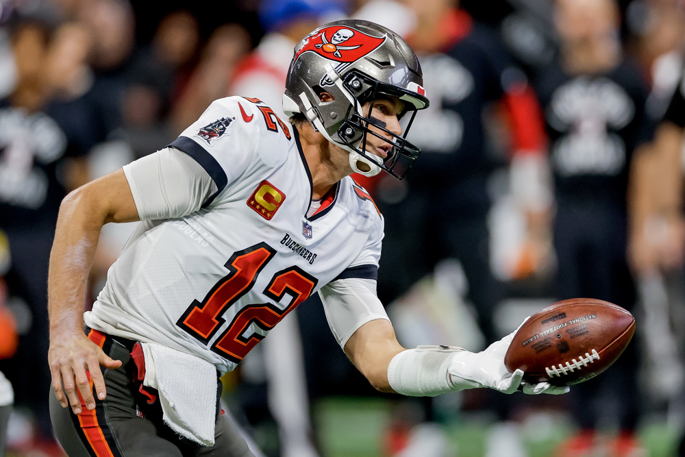 Tom Brady acapara récords al final de la temporada regular 2022 de la NFL