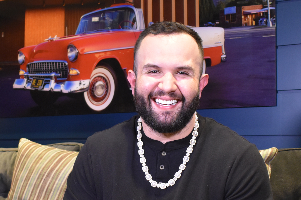 Carin León “toma el toro por los cuernos” en 2023 con nuevo disco y gira