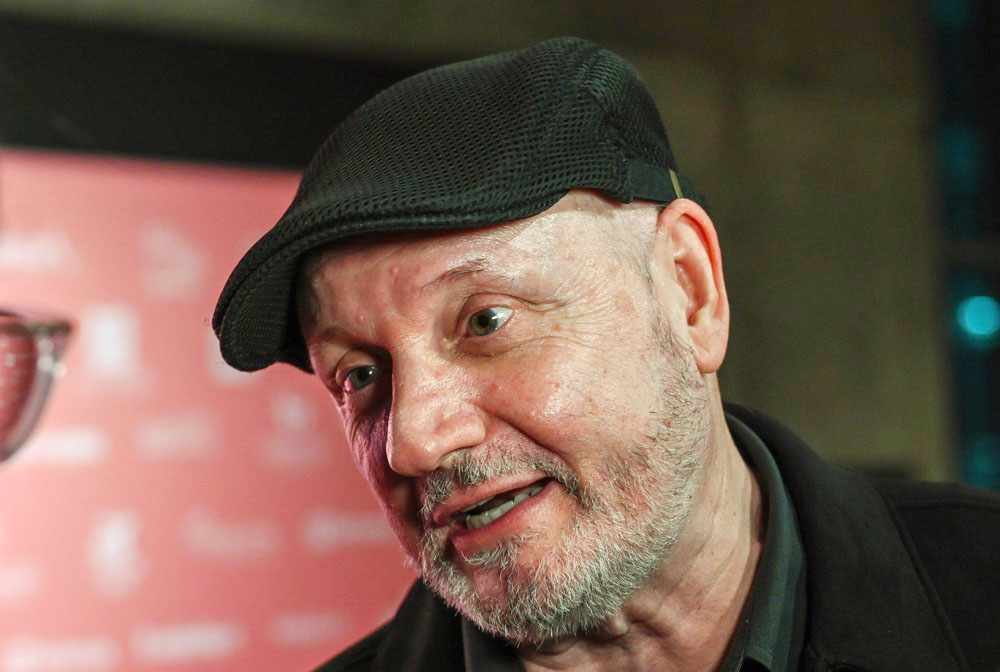 Campanella se refugia en el teatro ante un cine moribundo por las plataformas