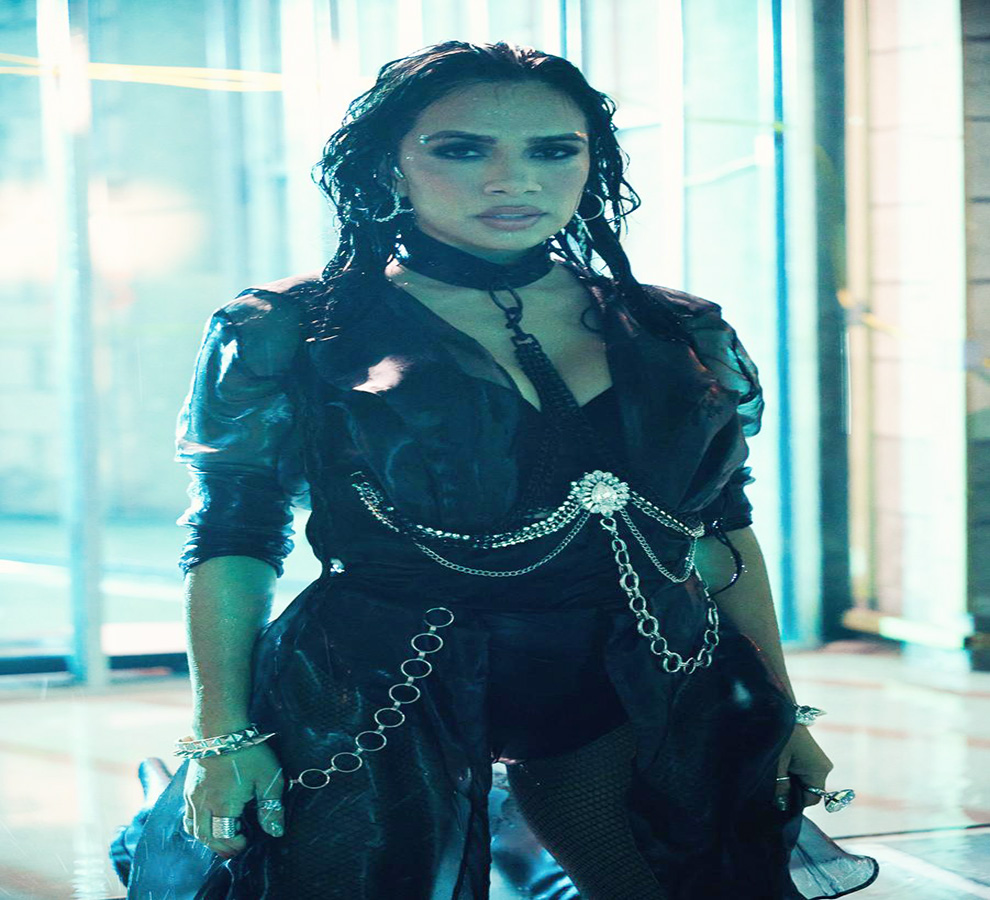 ELY BLANCARTE  reafirma su posición como una de las nuevas artistas urbanas más populares  de la actualidad con su sencillo “Teikirisi”