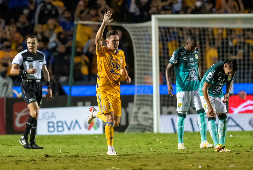 El campeón del mundo Thauvin causa baja en Tigres, que registrará a Ibáñez