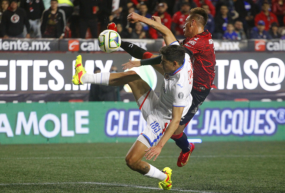 Cruz Azul empata en la casa de Tijuana en el inicio del fútbol en México