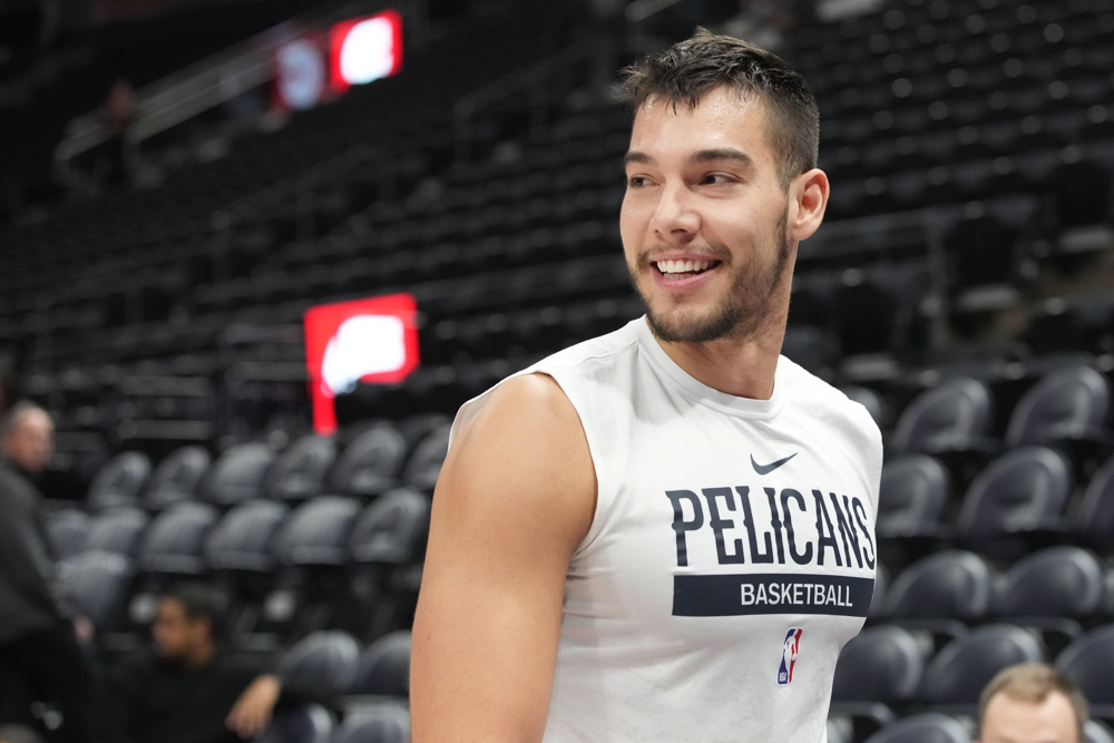 Willy Hernangómez, 14 puntos y 7 rebotes en el triunfo de los Pelicans