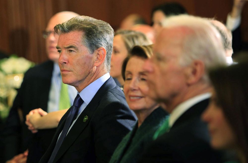 Pierce Brosnan coprotagonizará la película romántica “Four Letters of Love”