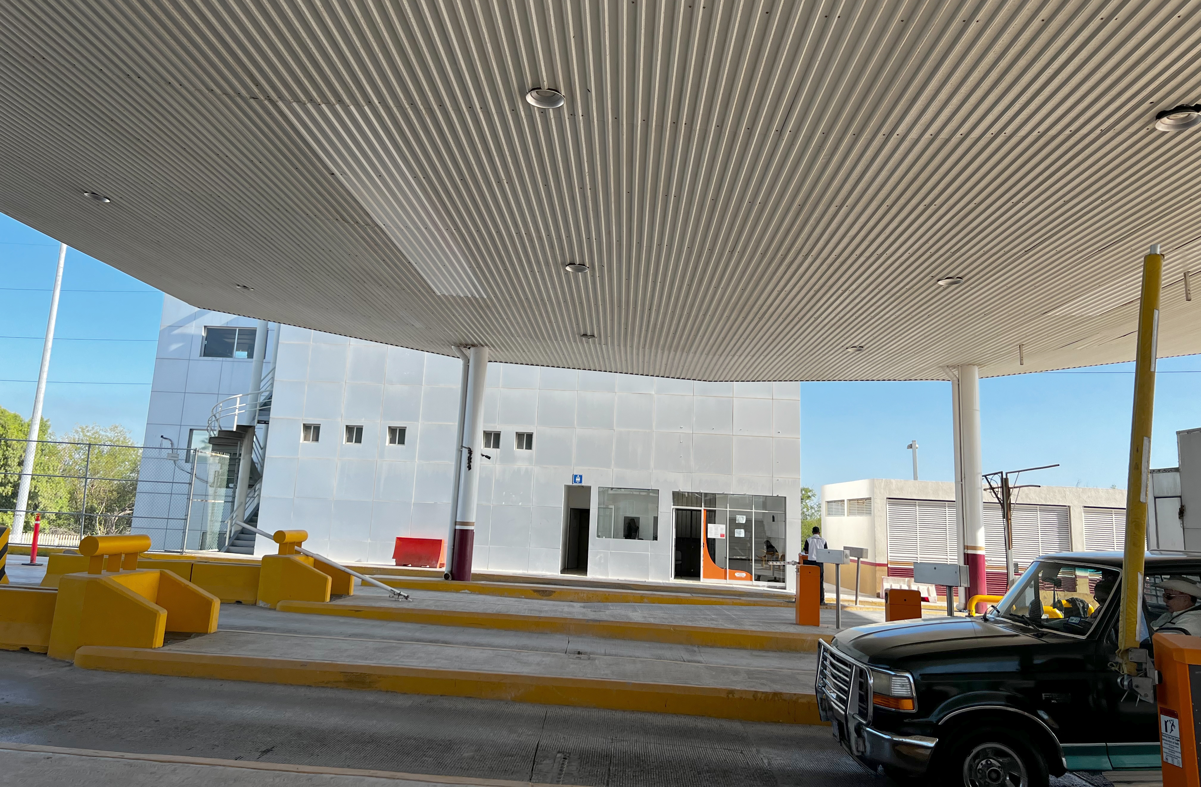 Paralizados los trámites en la oficina del Sentri de Capufe en Reynosa