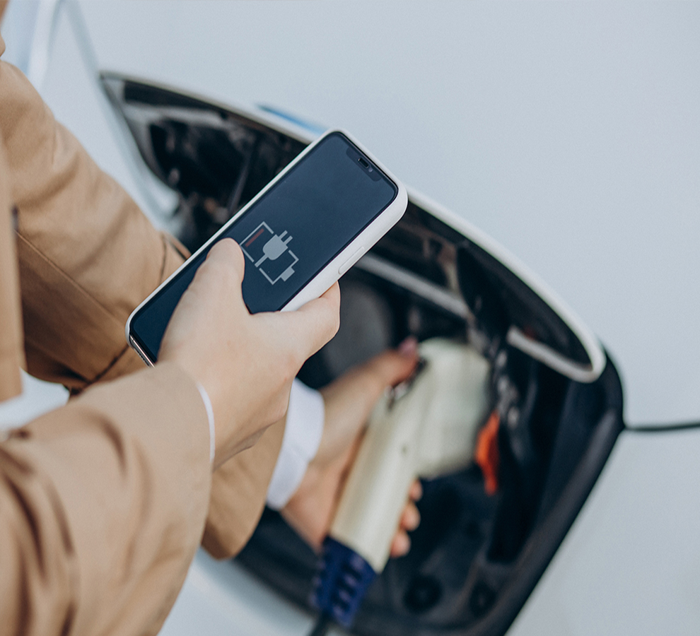 Con bono de crédito fiscal, estadounidenses califican para obtener vehículo eléctrico