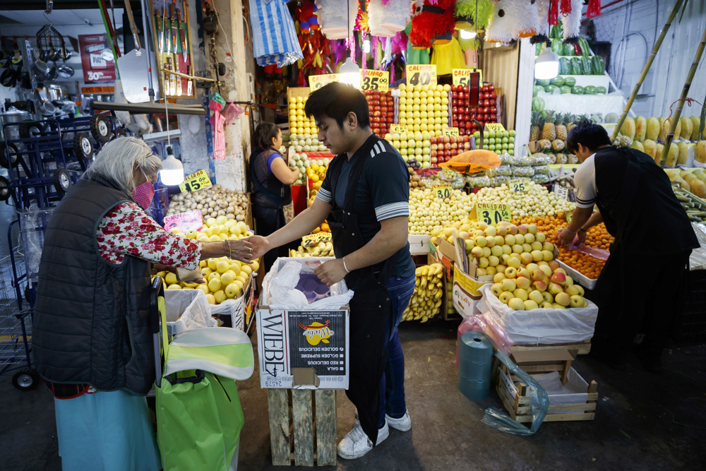 Latinoamérica en la incertidumbre tras ser golpeada por la inflación en 2022