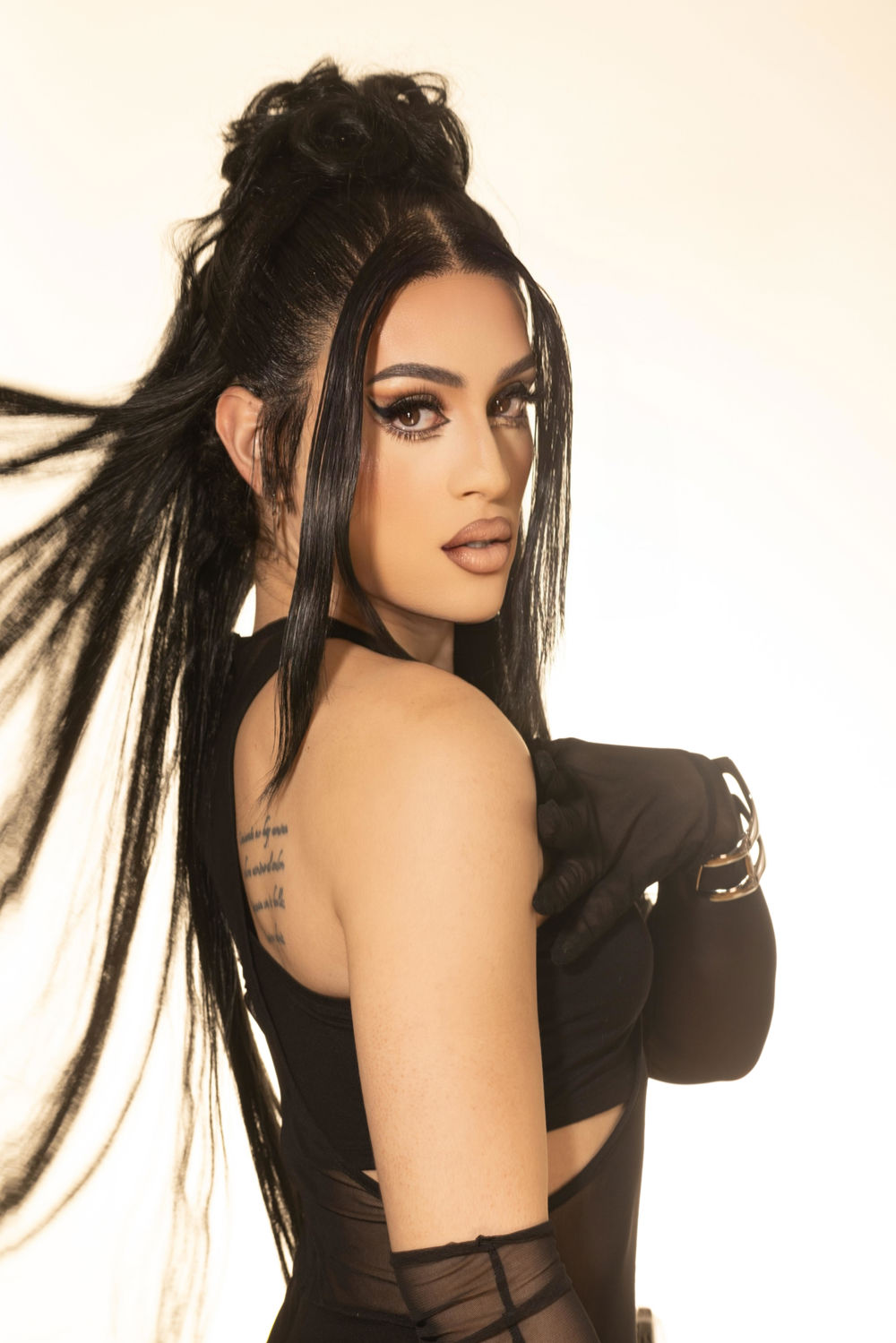 Villano Antillano: “Si el capitalismo puede lucrarse del feminismo, lo hace”