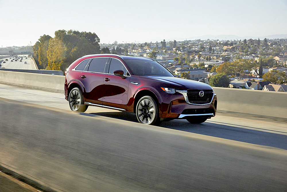 Con un aspecto más exclusivo, Mazda presentó el nuevo SUV CX-90 del 2024