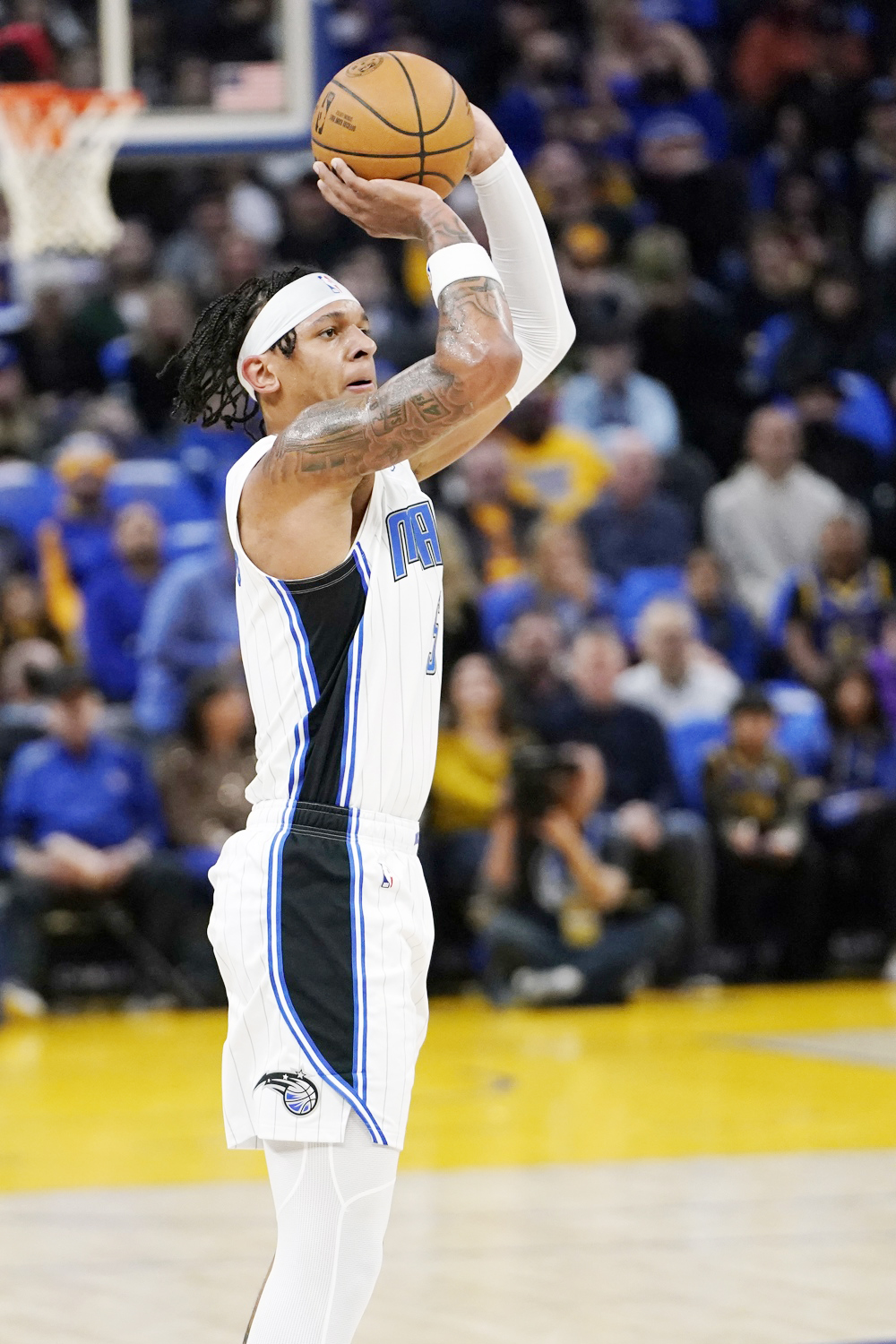 Banchero y los Magic prolongan la caída de los Bulls