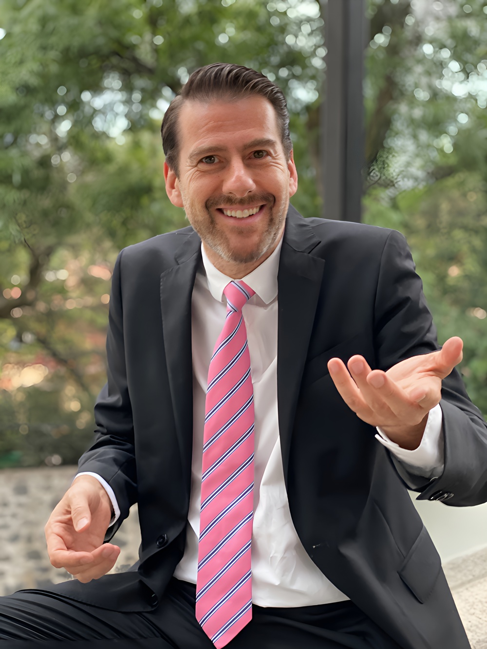 Eduardo Videgaray y “El Estaca” traen humor mexicano a EEUU con “La Corneta”