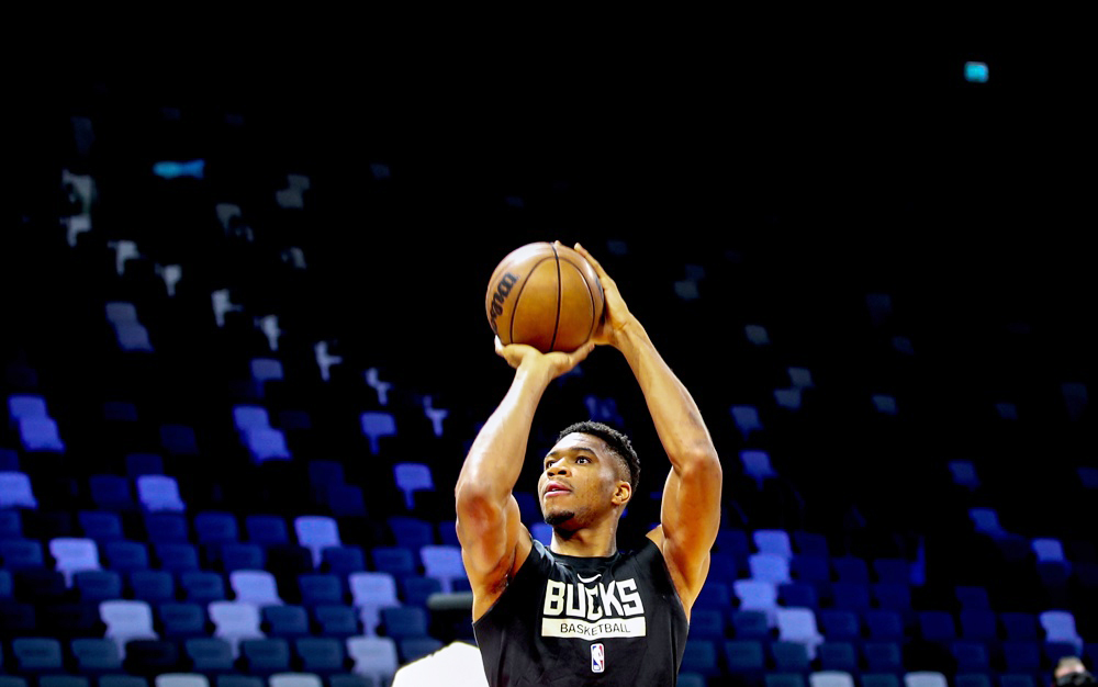 100-112. Alarma Antetokounmpo