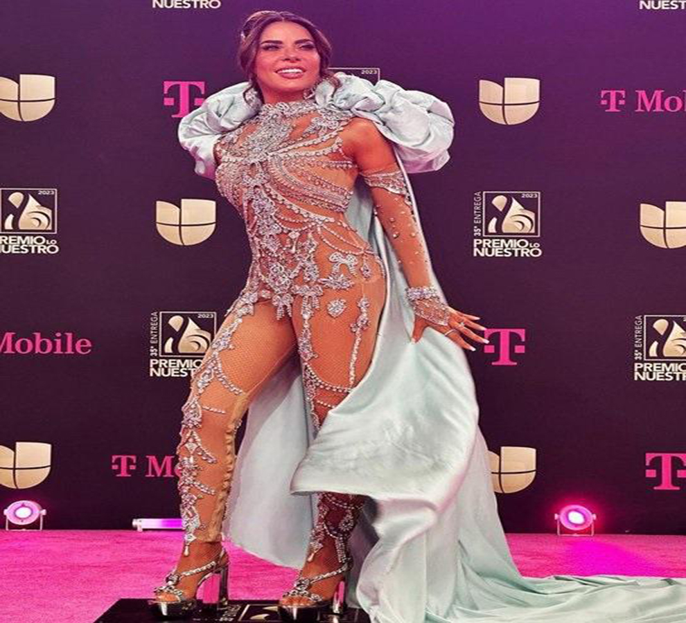 Gloria Trevi ovacionada en Premio Lo Nuestro con presentación de ensueño