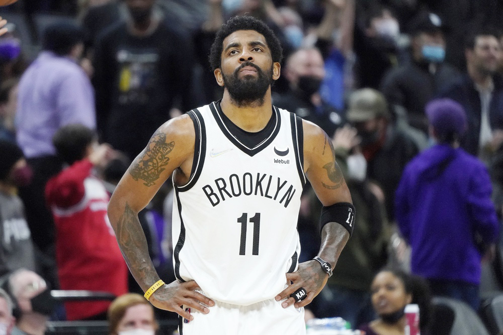 Kyrie Irving dice que los Nets le “faltaron mucho al respeto”