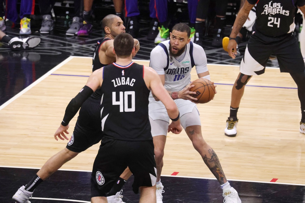 104-110: Irving ilusiona y Dallas gana sin Doncic