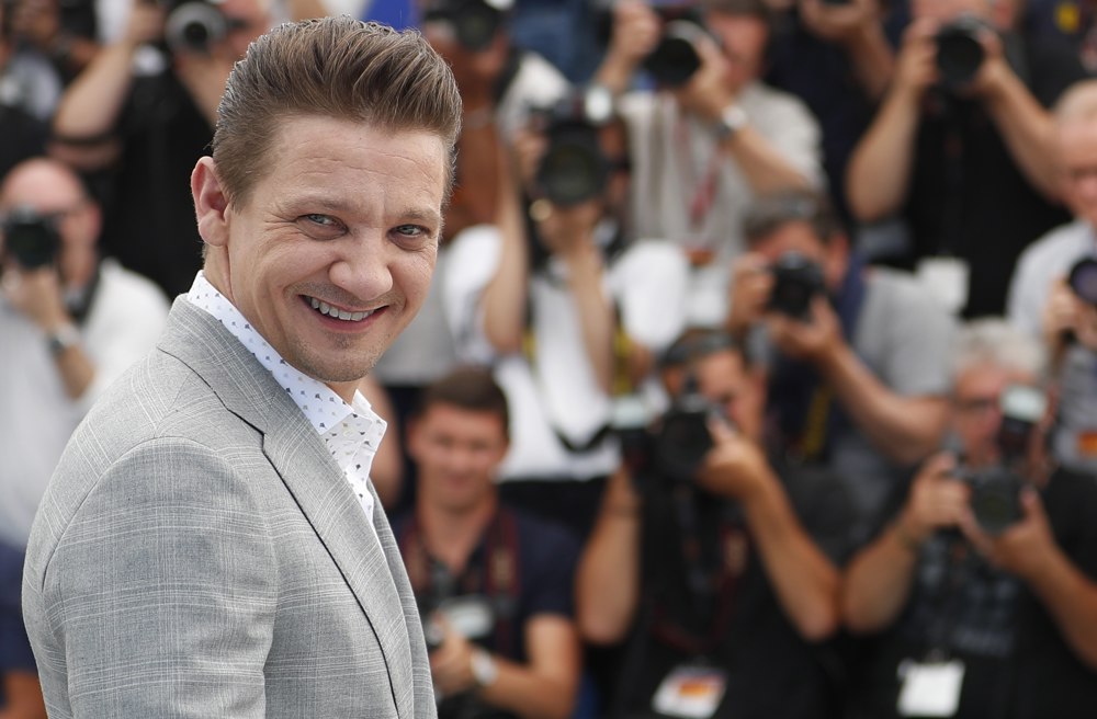 El actor Jeremy Renner está esperanzado en medio de su difícil recuperación