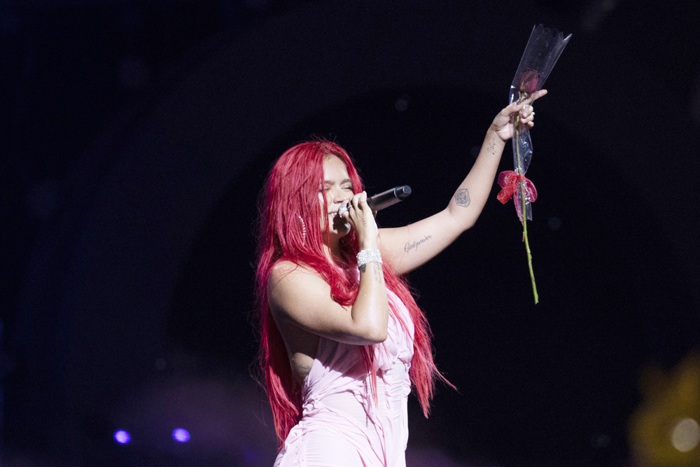 Karol G inaugura el Festival de Viña del Mar arropada por el público chileno