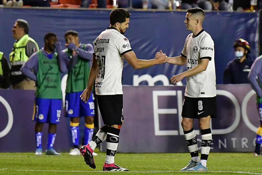 Martín da triunfo al América y se confirma como líder goleador del Clausura