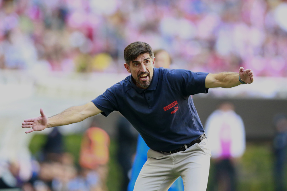 Paunovic asegura que su objetivo es que Chivas termine entre los ocho mejores