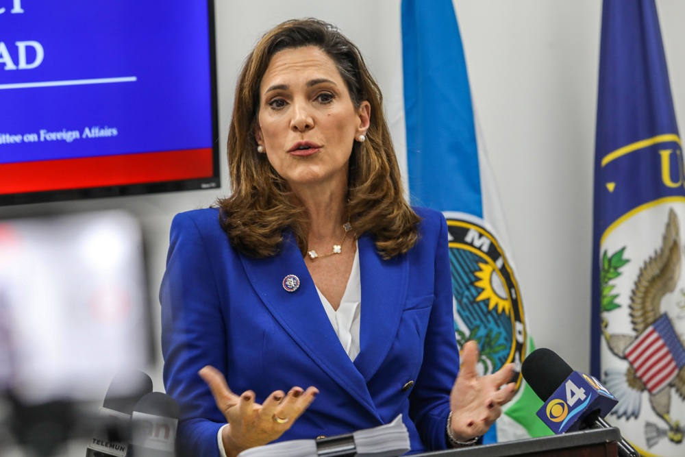 Los republicanos latinos del Congreso avisan: “Hay que cerrar la frontera”