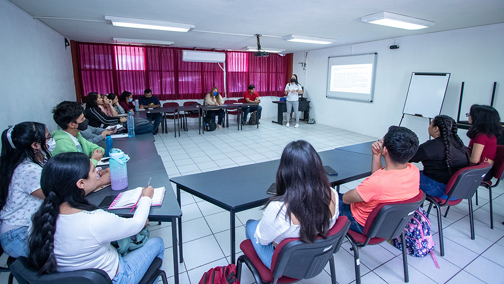 Promueve UAT la convocatoria 2023 del Verano de Investigación del Programa Delfín