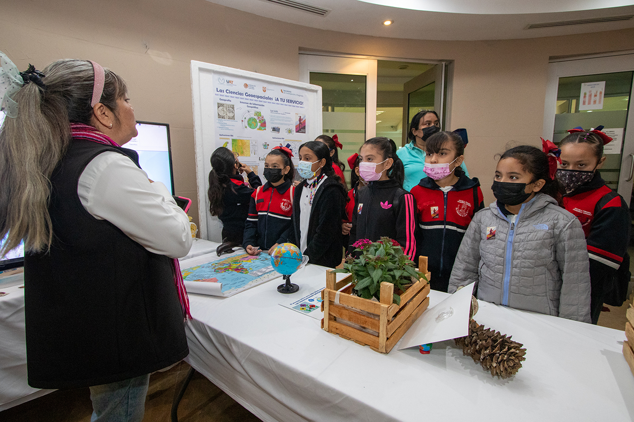 Realiza  la UAT actividades por Día Internacional de la Mujer y la Niña en Ciencia