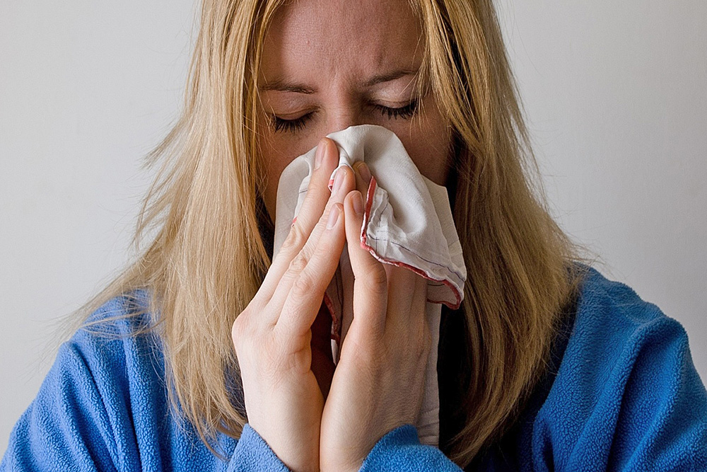 ¿Qué hacer si tu nariz escurre constantemente?