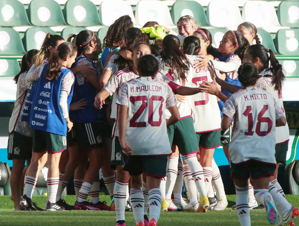 Las mexicanas del español López defienden su invicto ante Costa Rica