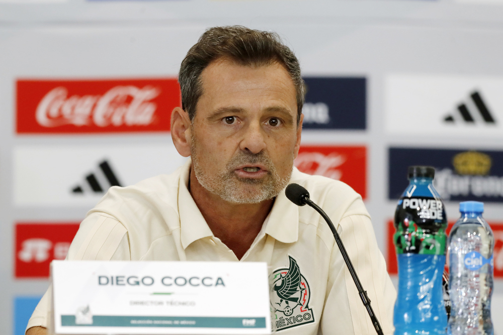 Los goleadores Lozano, Giménez, Raúl y Martín, en la primera lista de Cocca