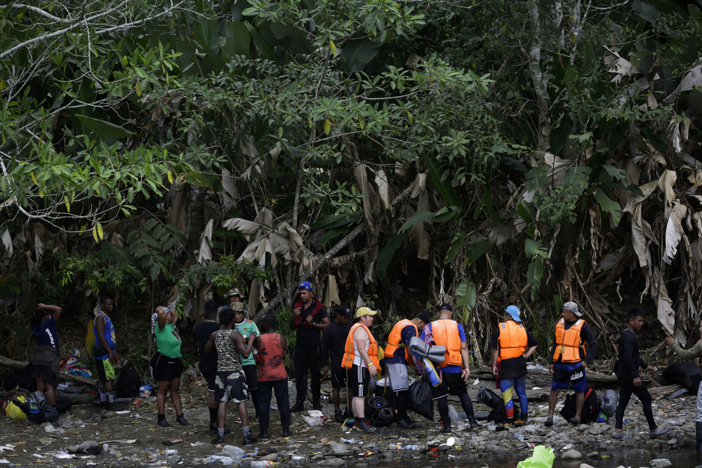 Darién: infierno para los migrantes y mina de oro para los traficantes