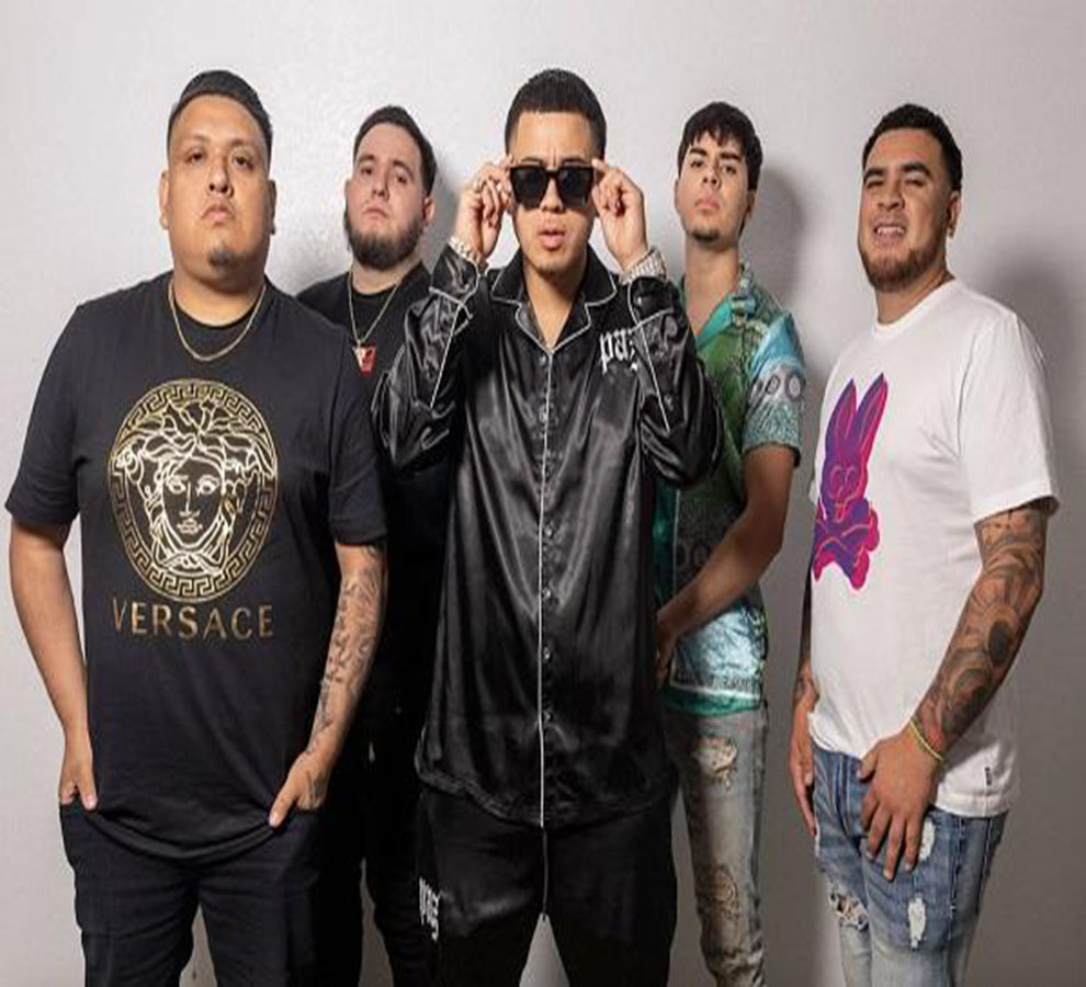 Fuerza Regida gana premio BMI por el sencillo “Descansando”