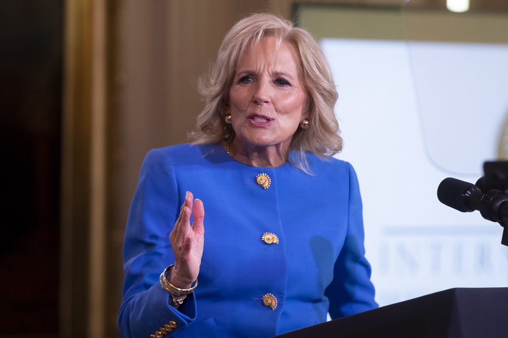 Jill Biden premia a once mujeres "valientes" de todo el mundo