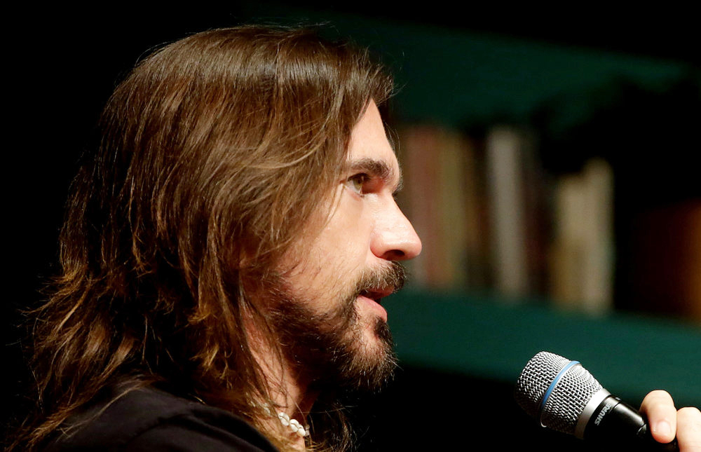 Un dúo con Juanes precede al álbum póstumo de Pablo Milanés