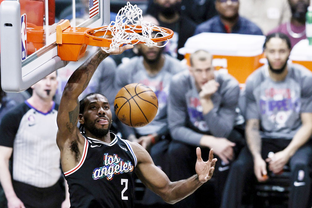 Kawhi roza la perfección y deja el Oeste al rojo vivo