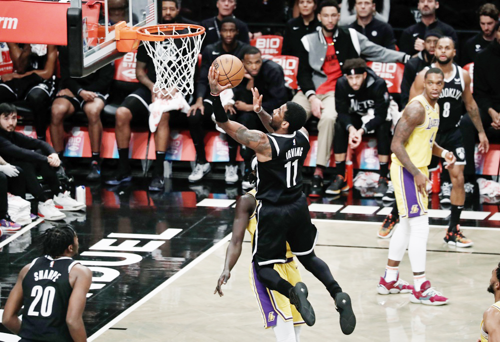 Kyrie Irving falla un triple sobre la bocina y Dallas cae ante Indiana