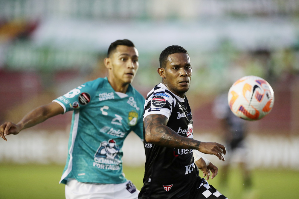 El León recibe al tauro panameño con todo a favor para acceder a cuartos