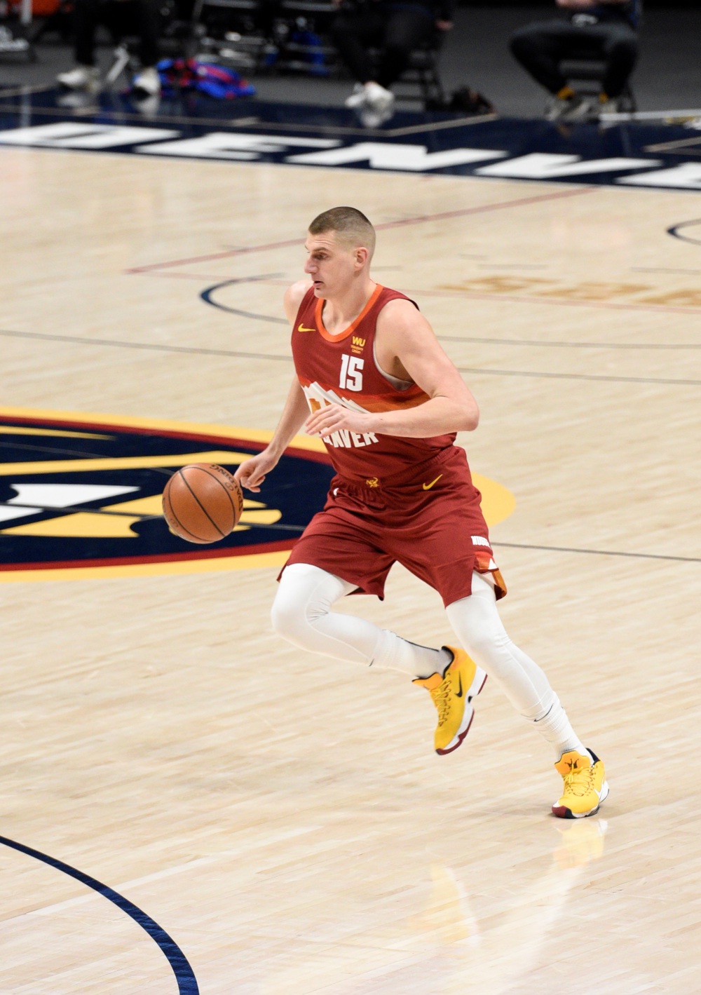 Nikola Jokic y Jalen Brunson, jugadores de febrero en la NBA