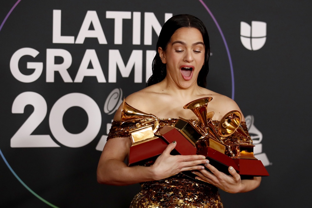 Filtrado “RЯ”, el disco de Rosalía y Rauw Alejandro, a horas de su salida