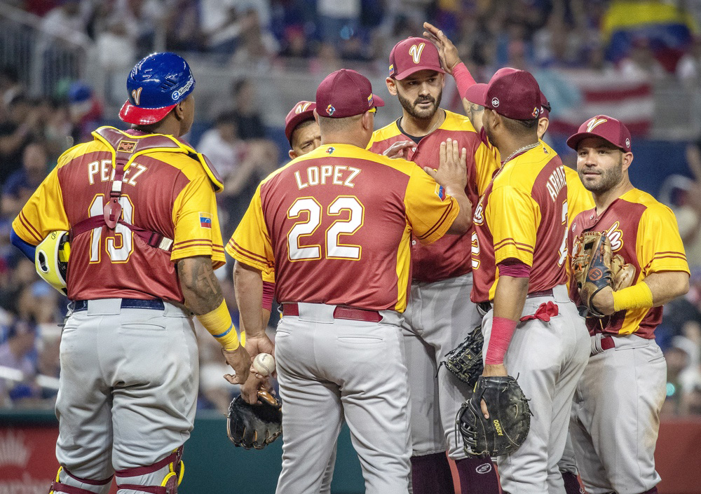6-9. Venezuela también golpea a Puerto Rico y toma el control en el Grupo D