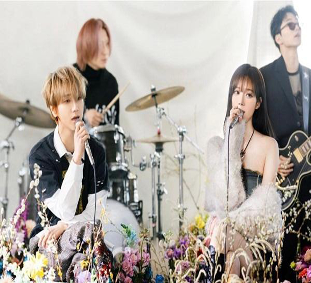 Vocalista de Super Junior dice que el amor es como las flores, en su sencillo “Floral Sense”