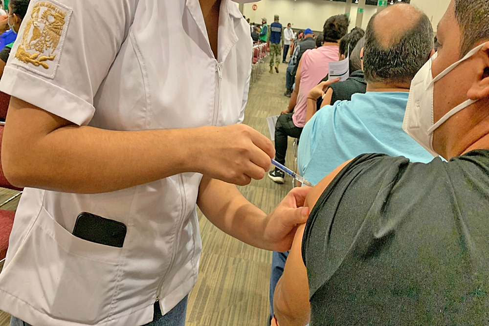 No dormir lo suficiente impacta en la efectividad de una vacuna