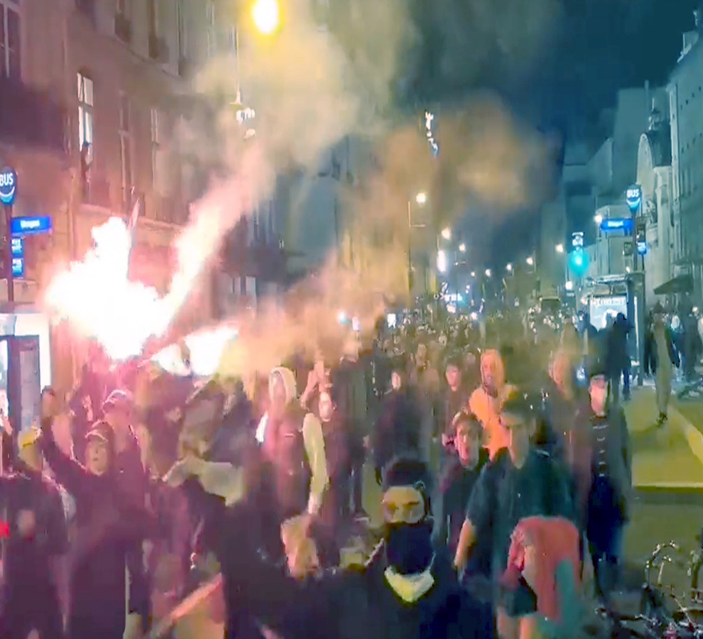 Se mantienen tensiones por protestas en Francia contra Macron y faltan combustibles
