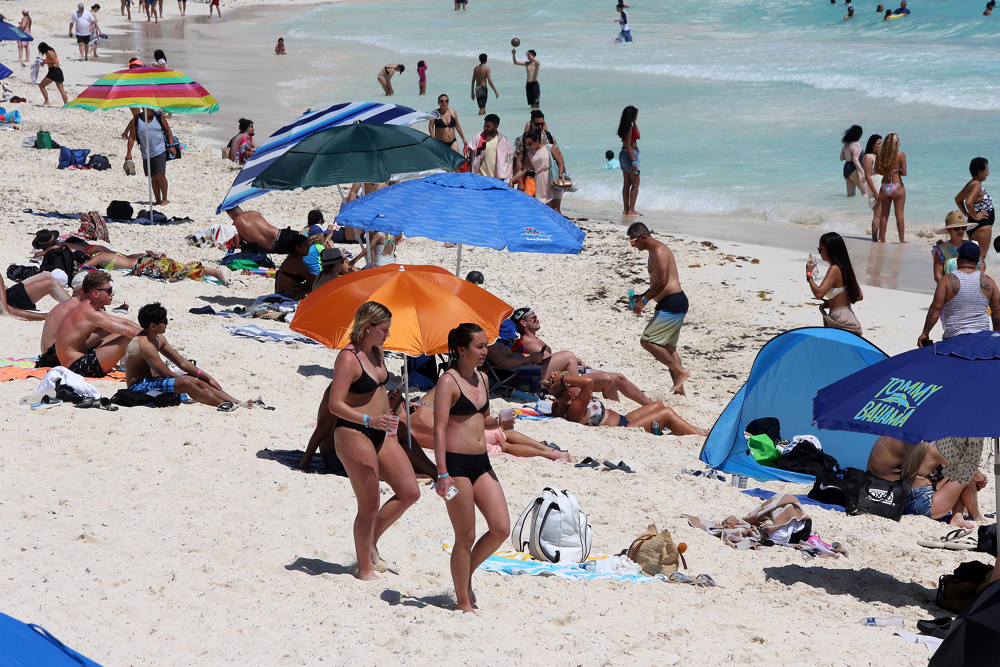 Las playas de Cancún esperan a 30.000 “springbreakers”