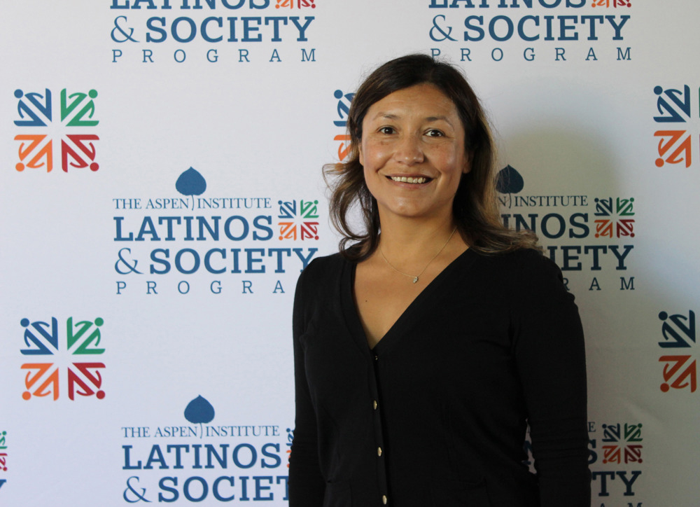 La nieta de César Chávez es nombrada jefa de la campaña de Biden para 2024