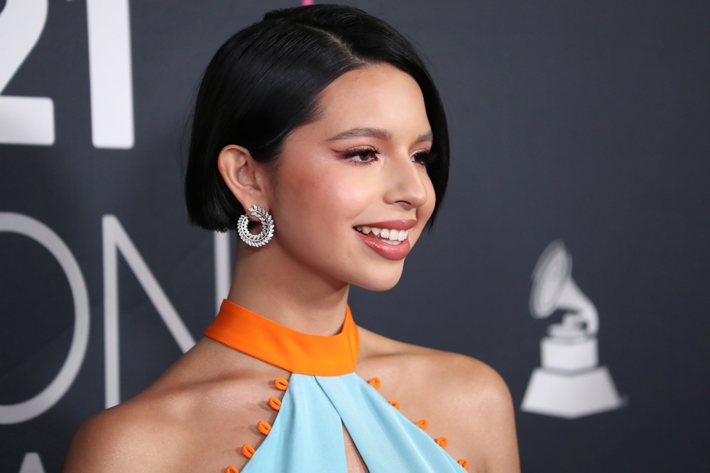 Ángela Aguilar, Becky G, Peso Pluma y Rubén Blades actuarán en los Latin AMAs