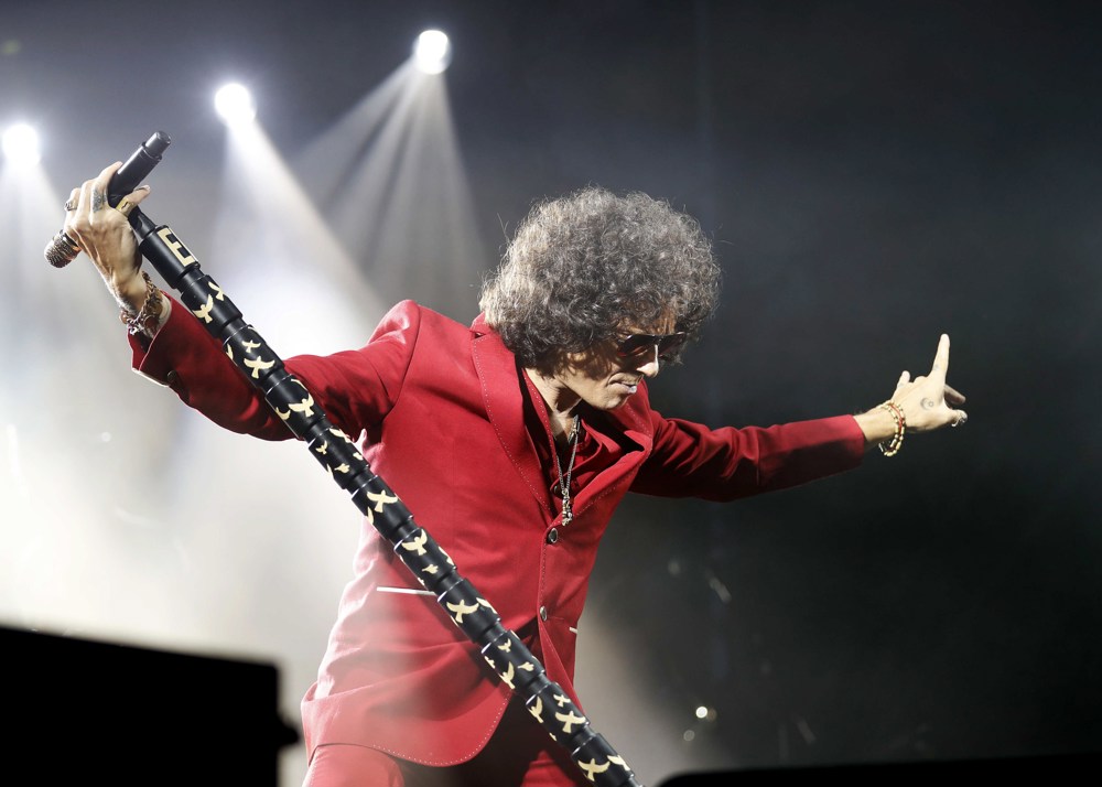 Bunbury recuerda como “traumático” su abandono de los escenarios